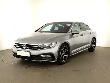 Volkswagen Passat, 2020 - pohled č. 3