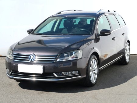 Volkswagen Passat, 2011 - pohled č. 3