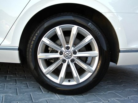 Volkswagen Passat, 2016 - pohled č. 8