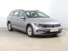 Volkswagen Passat, 2022 - celkový pohled