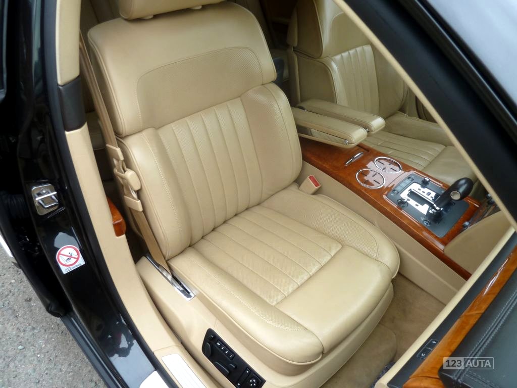 Volkswagen Phaeton, 2004 - pohled č. 12