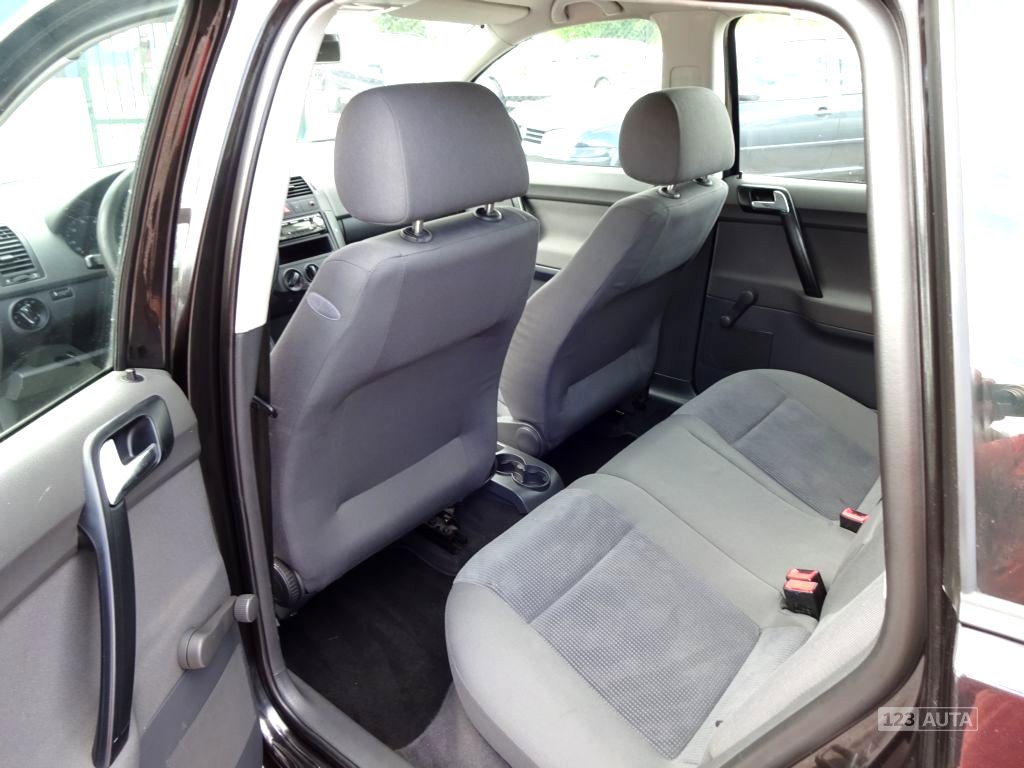 Volkswagen Polo 1,4i16V Comfortline,, 2004 - pohled č. 18
