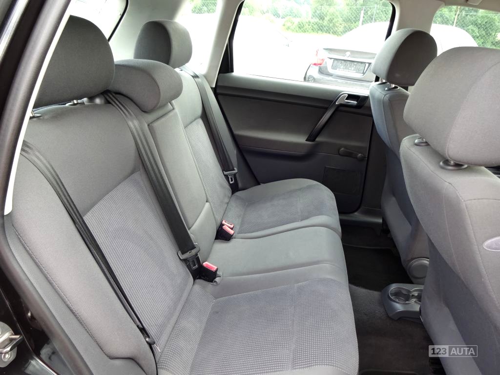 Volkswagen Polo 1,4i16V Comfortline,, 2004 - pohled č. 22