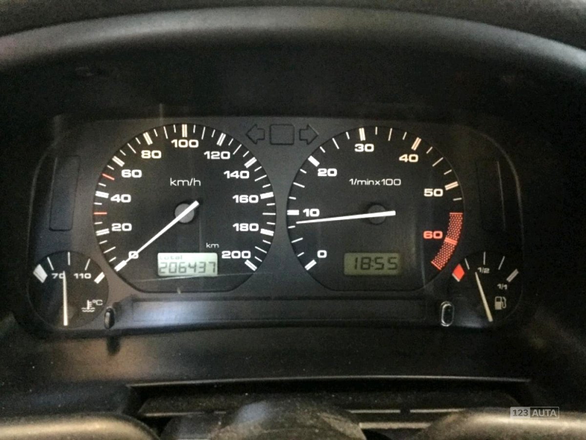 Volkswagen Polo, 1997 - pohled č. 3