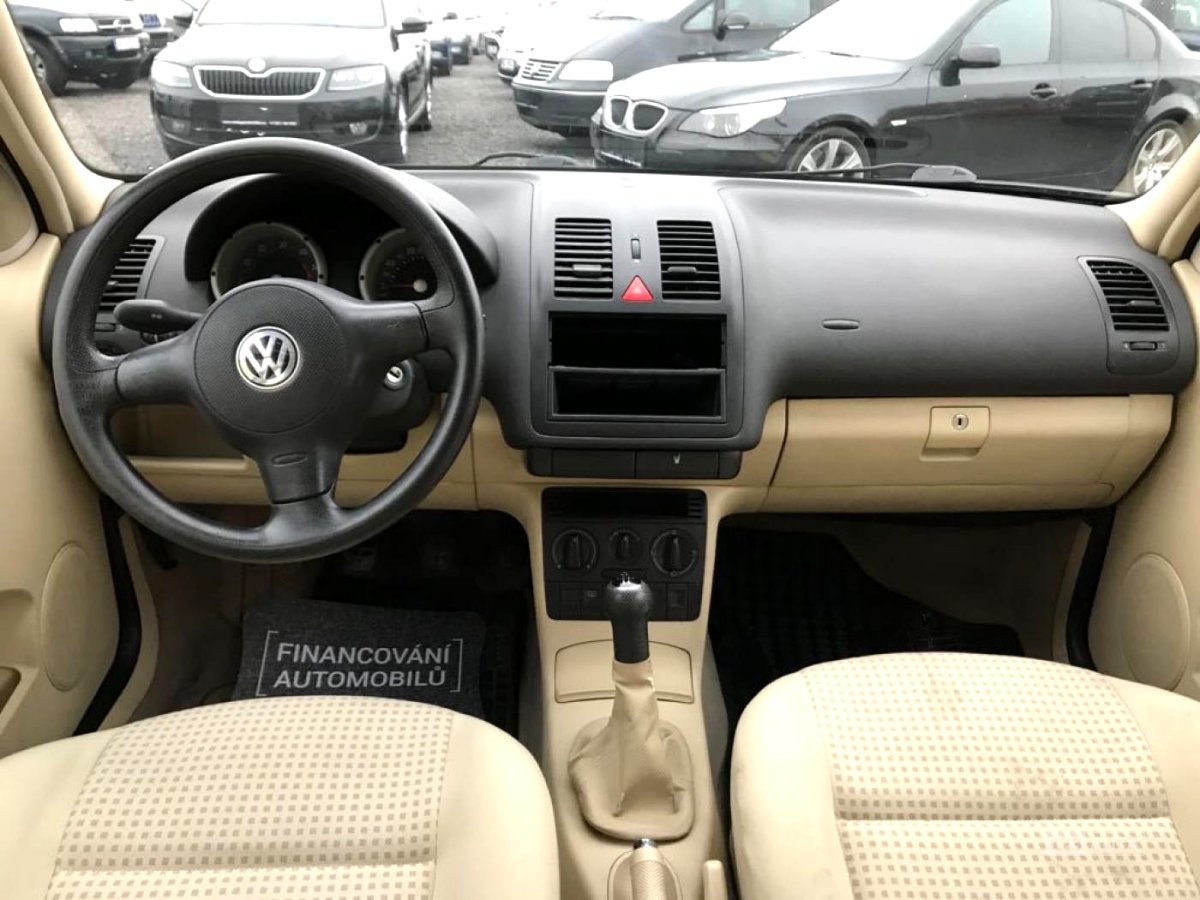 Volkswagen Polo, 2000 - pohled č. 9