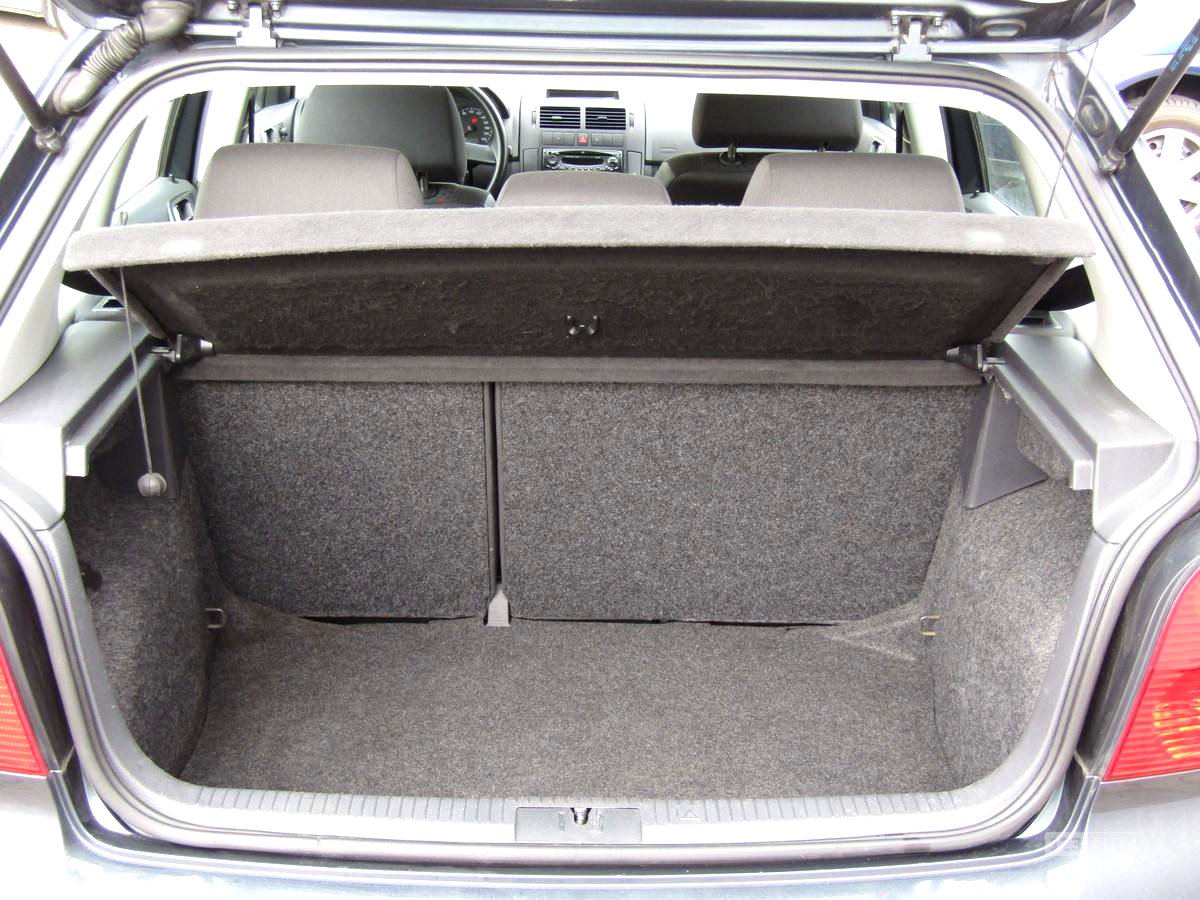 Volkswagen Polo, 2004 - pohled č. 10