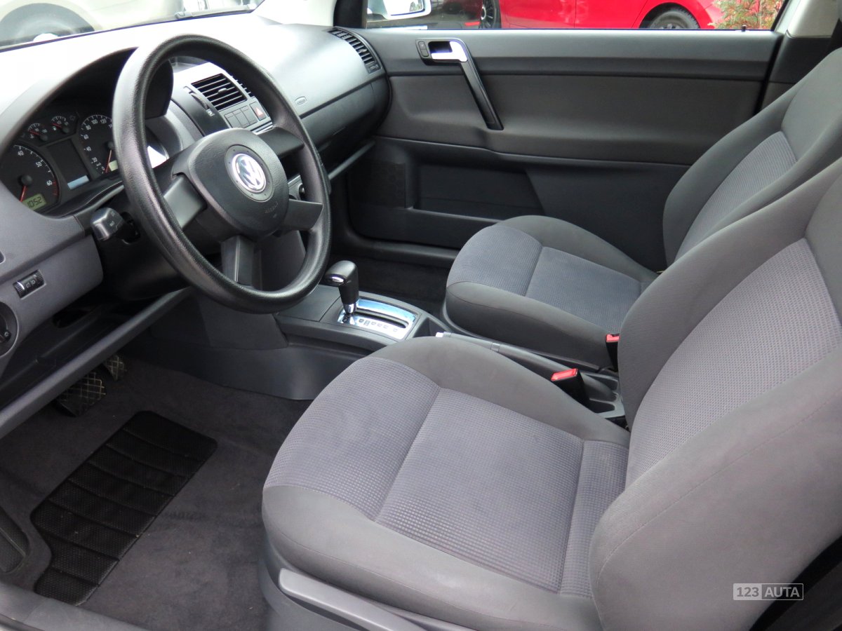 Volkswagen Polo, 2003 - pohled č. 9