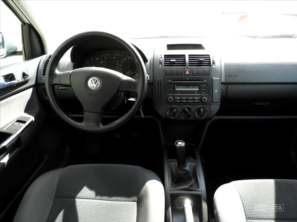 Volkswagen Polo, 2008 - pohled č. 5