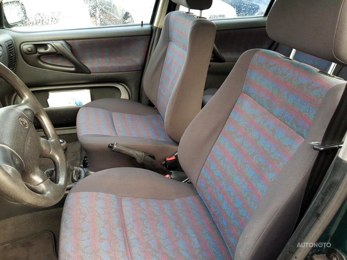 Volkswagen Polo, 1999 - pohled č. 8