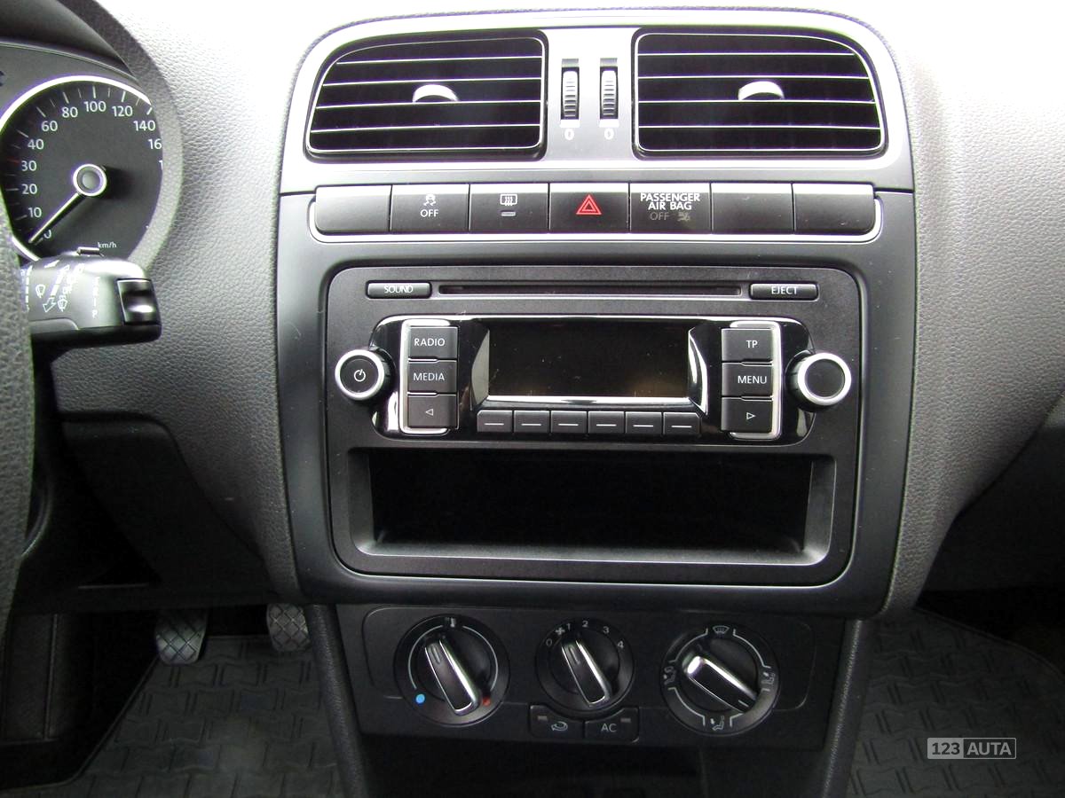 Volkswagen Polo, 2012 - pohled č. 13