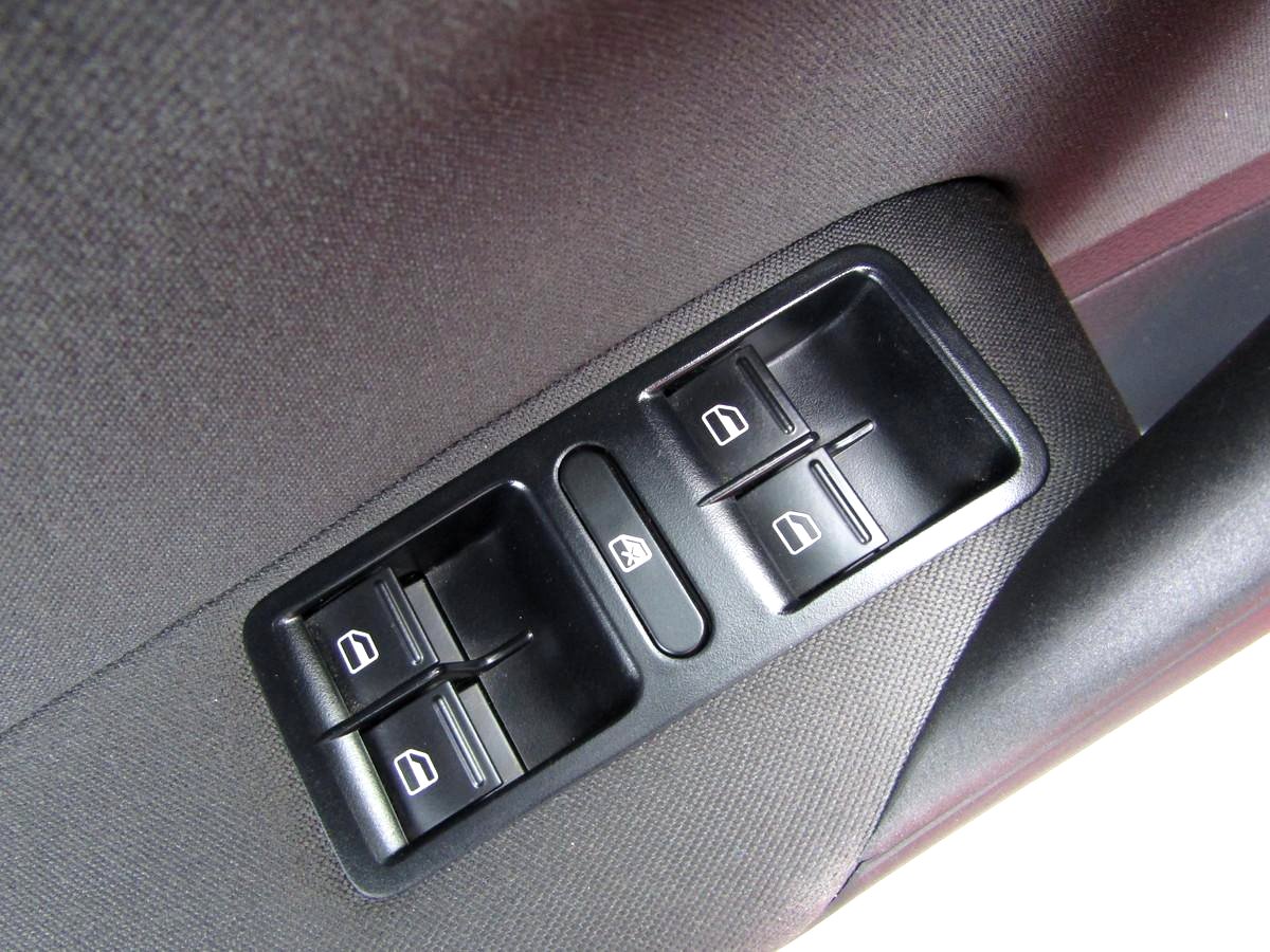 Volkswagen Polo, 2012 - pohled č. 20