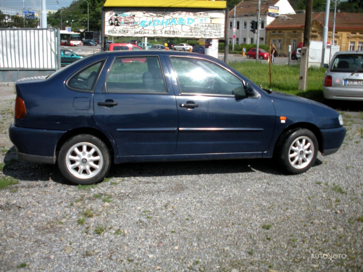 Volkswagen Polo, 1997 - pohled č. 2