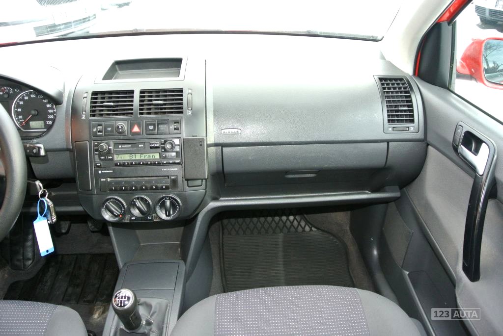 Volkswagen Polo, 2004 - pohled č. 13