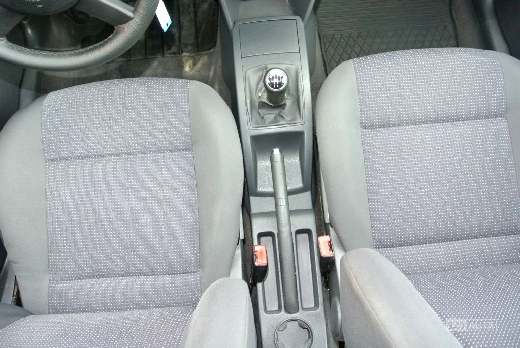 Volkswagen Polo, 2004 - pohled č. 20