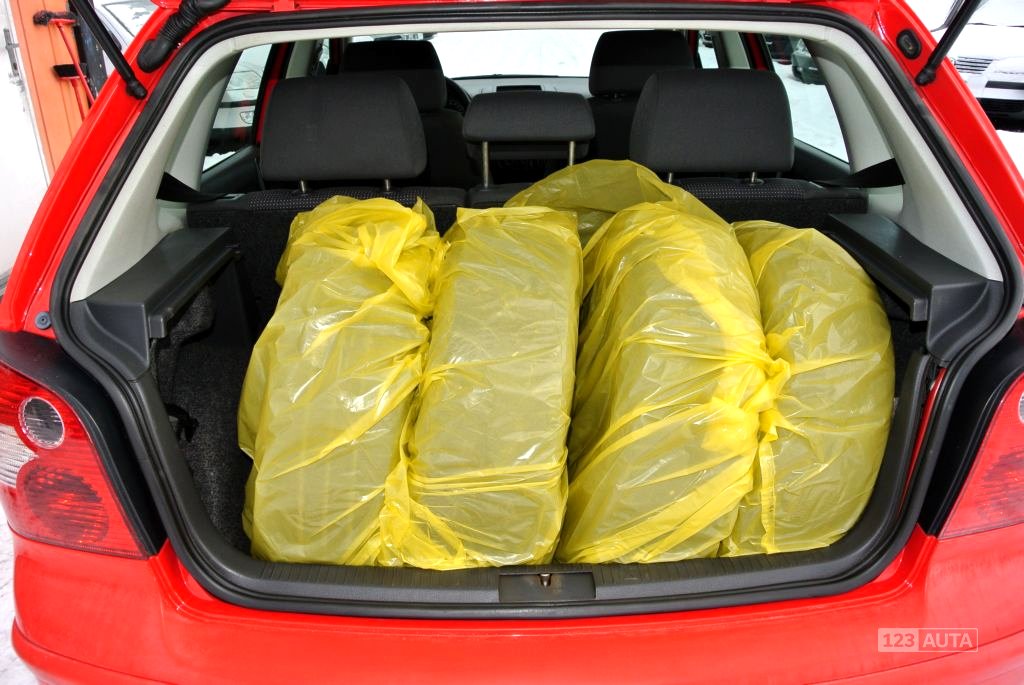 Volkswagen Polo, 2004 - pohled č. 23