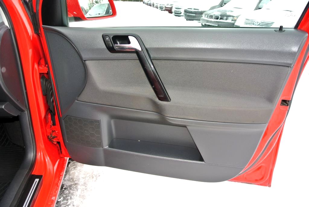 Volkswagen Polo, 2004 - pohled č. 27