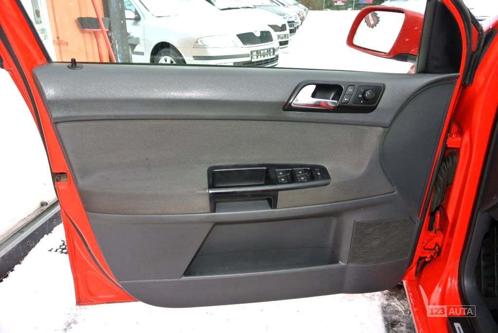 Volkswagen Polo, 2004 - pohled č. 9