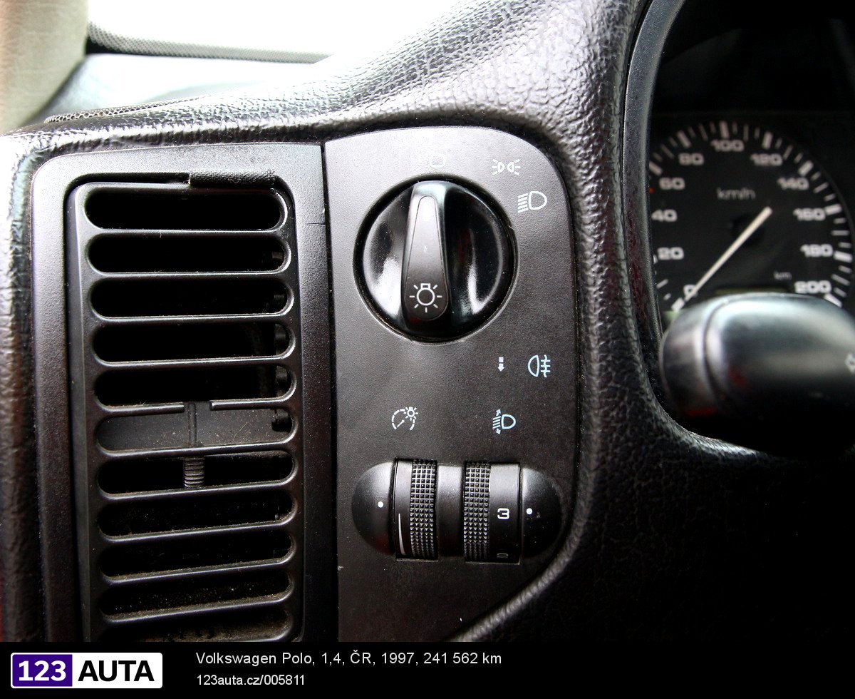 Volkswagen Polo, 1997 - pohled č. 21