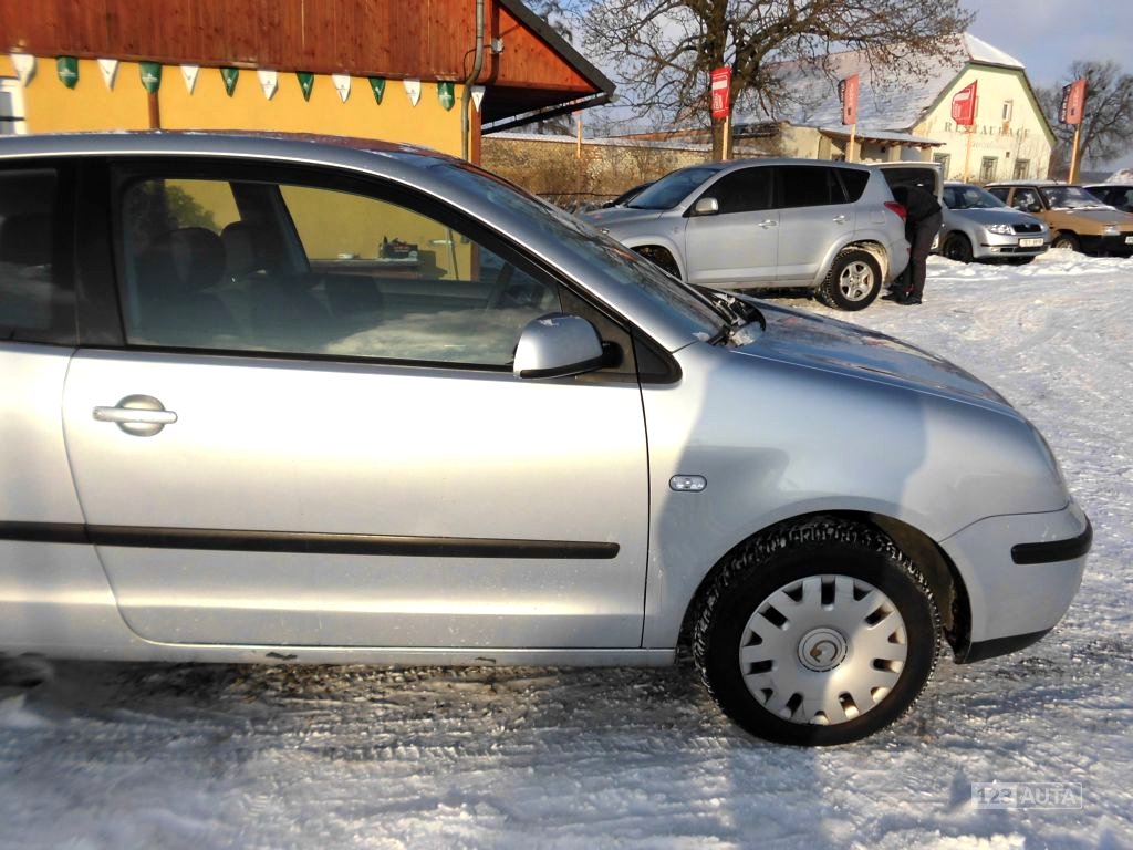 Volkswagen Polo, 2002 - pohled č. 4