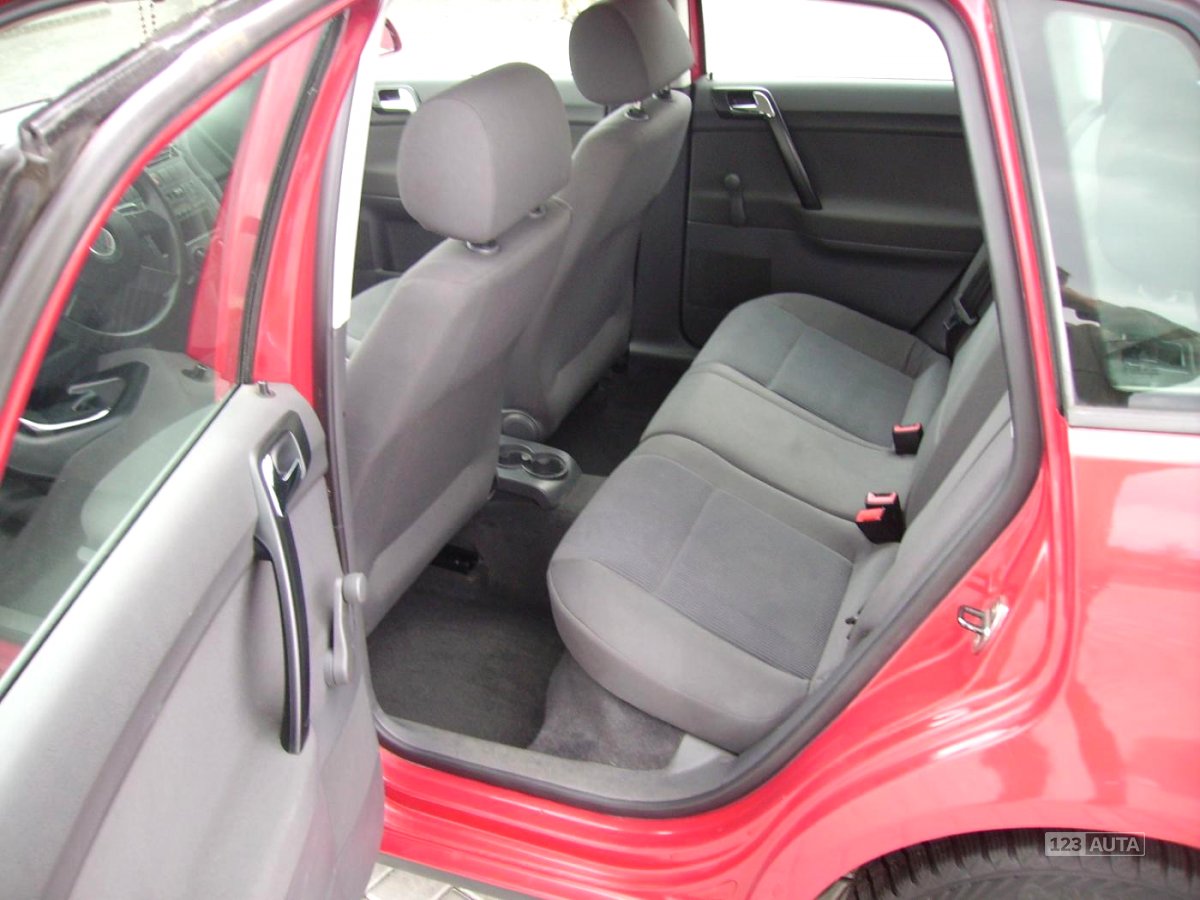 Volkswagen Polo, 2004 - pohled č. 11