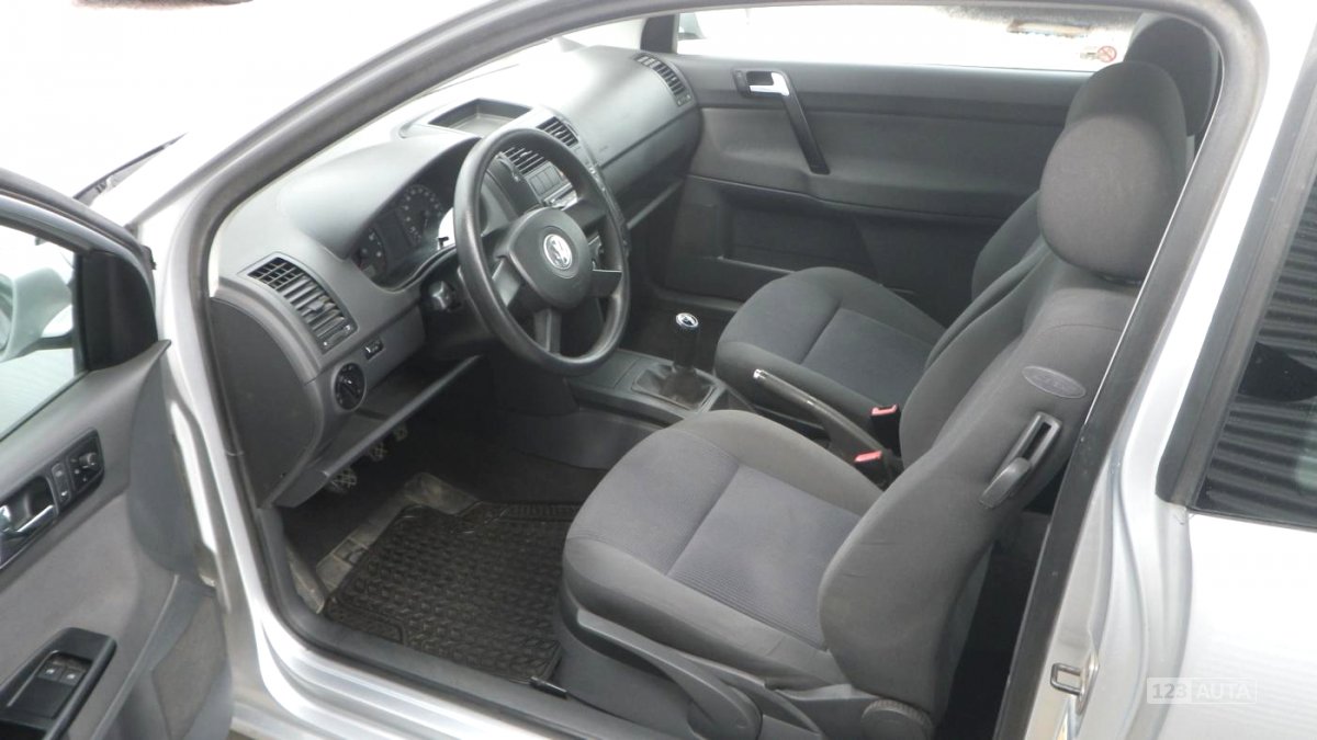 Volkswagen Polo, 2004 - pohled č. 10