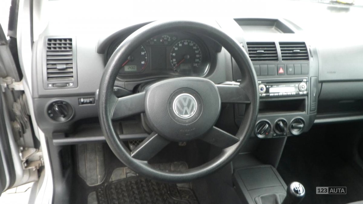 Volkswagen Polo, 2004 - pohled č. 12