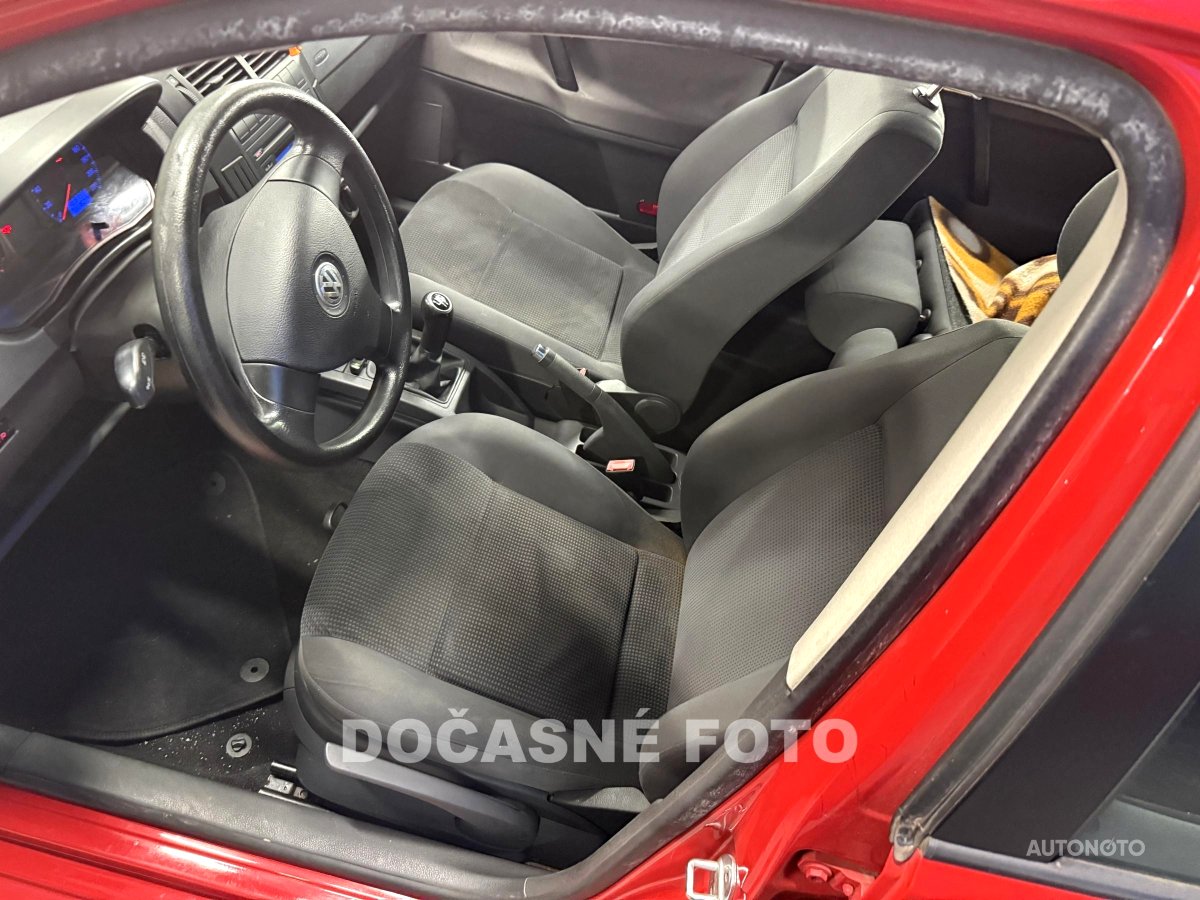 Volkswagen Polo, 2009 - pohled č. 3