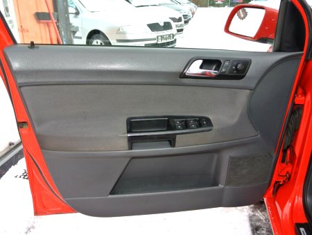 Volkswagen Polo, 2004 - pohled č. 9