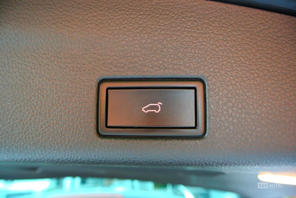 Volkswagen Sharan, 2014 - pohled č. 23