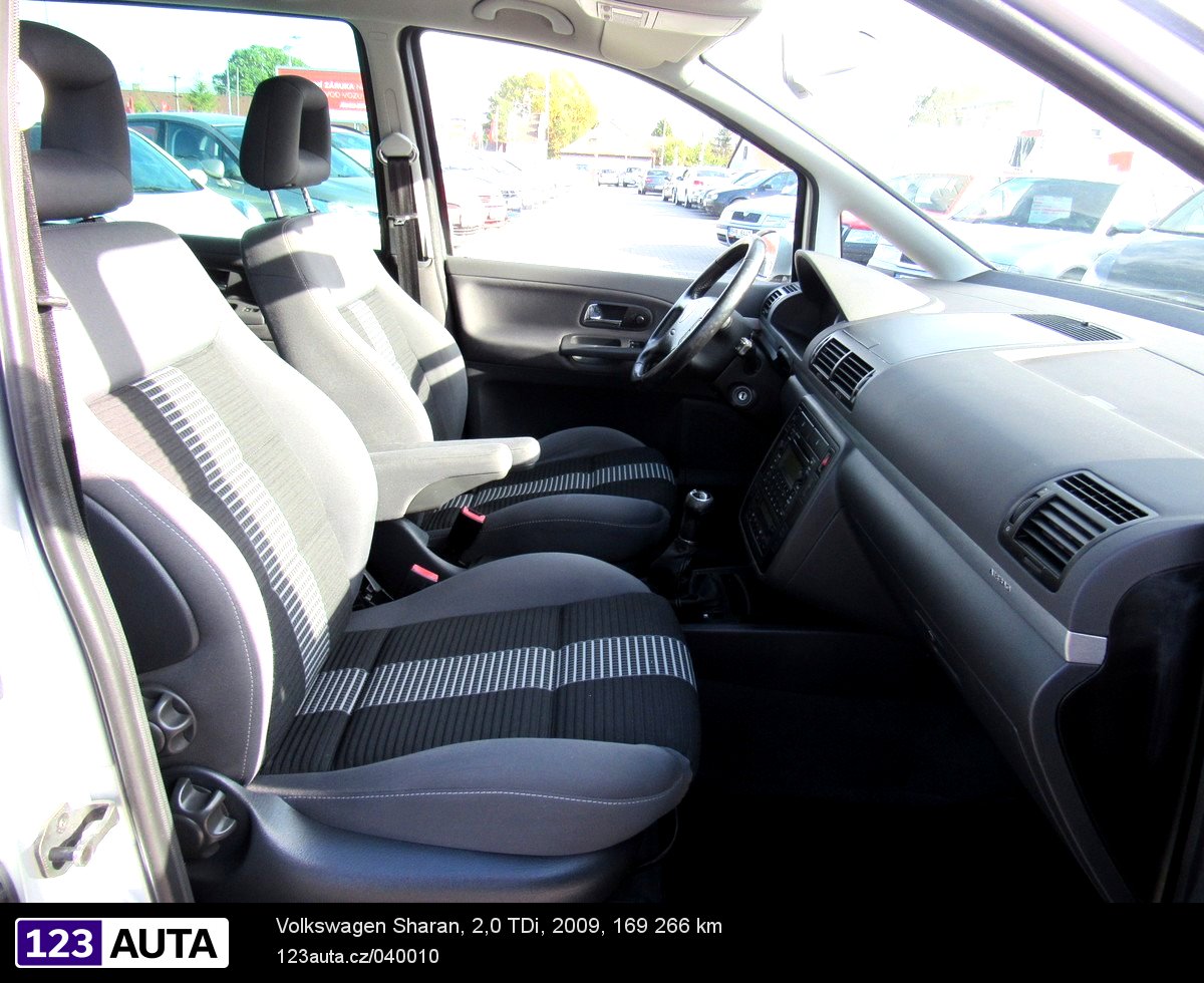 Volkswagen Sharan, 2009 - pohled č. 16