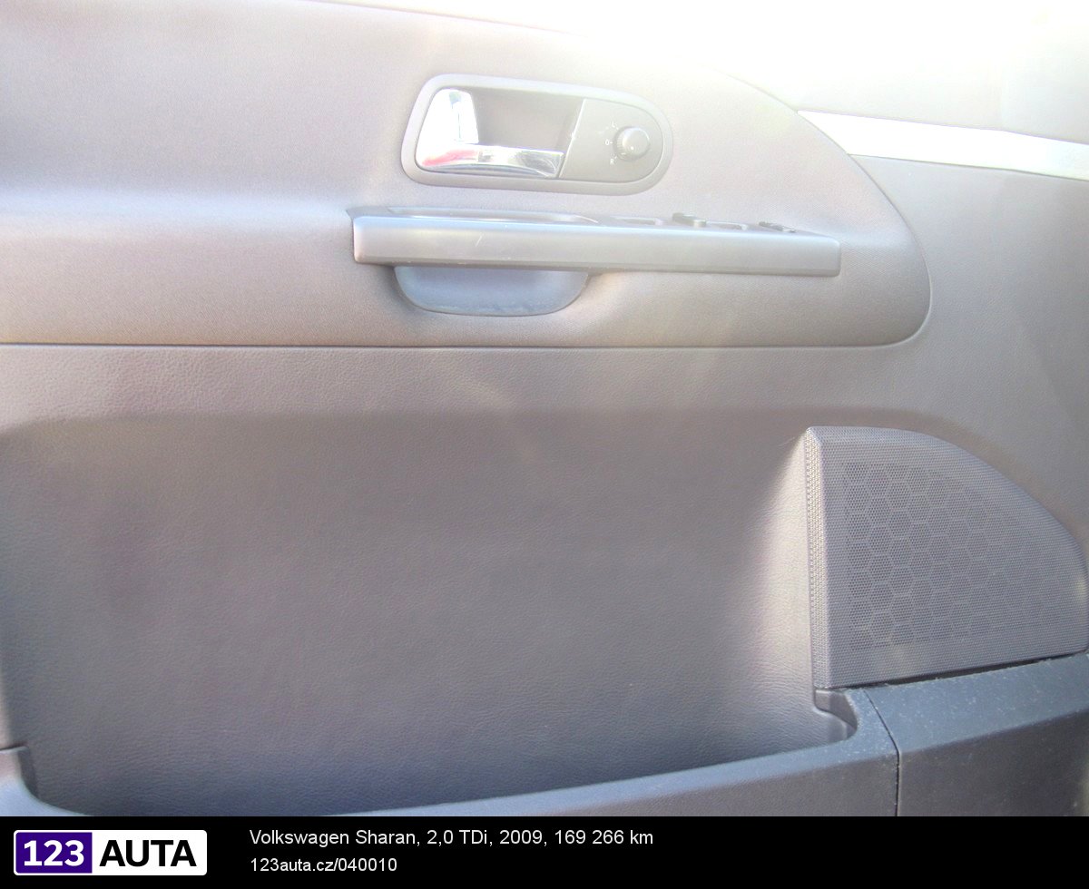 Volkswagen Sharan, 2009 - pohled č. 18