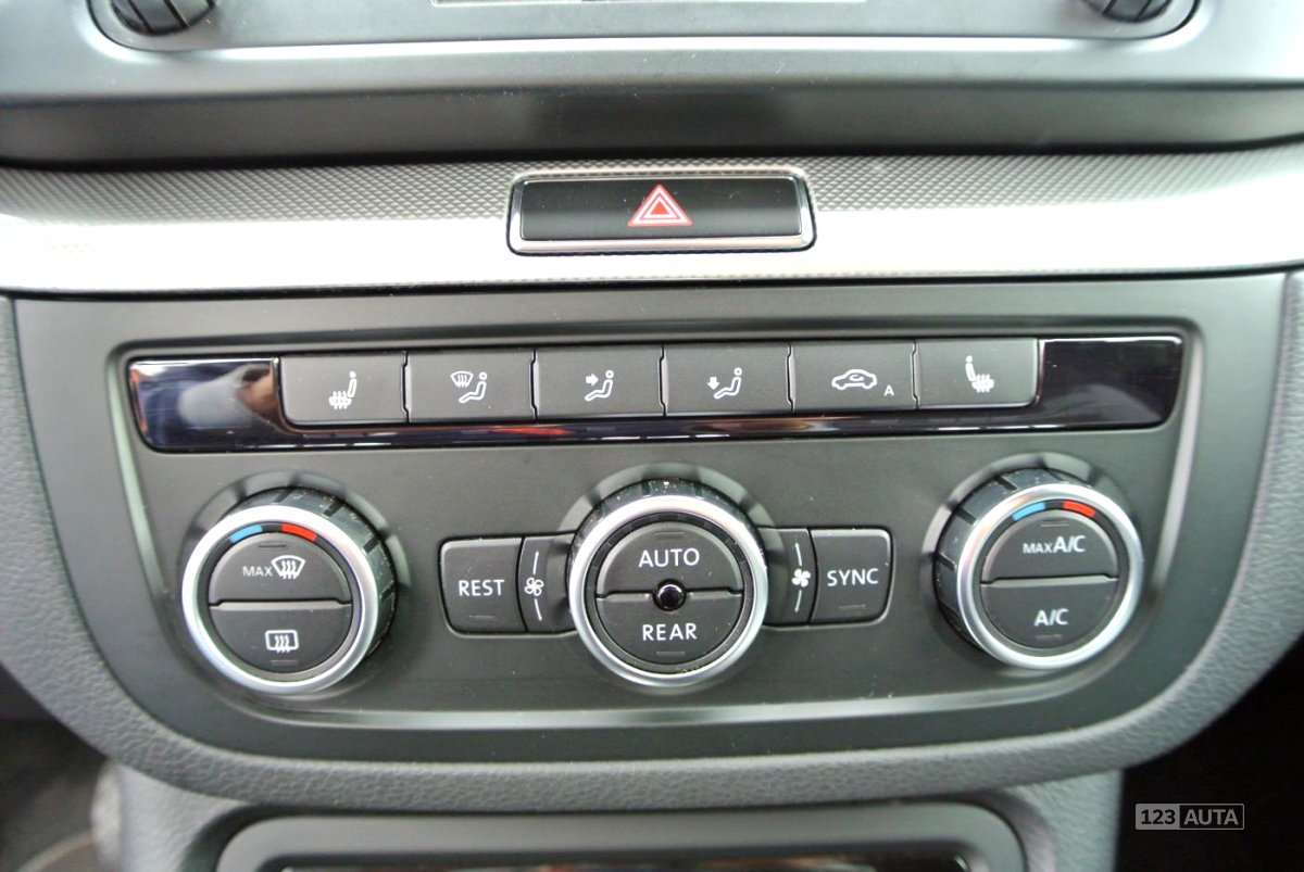 Volkswagen Sharan, 2013 - pohled č. 16