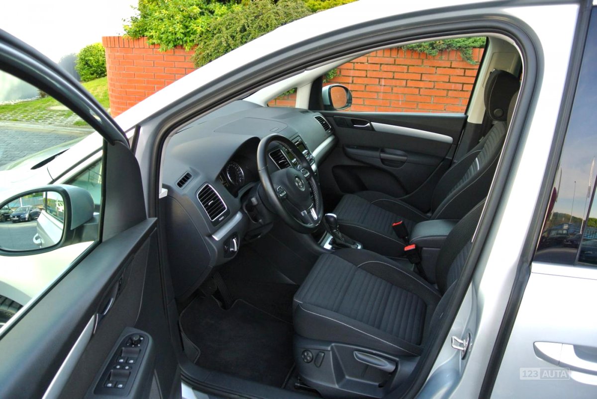 Volkswagen Sharan, 2015 - pohled č. 11
