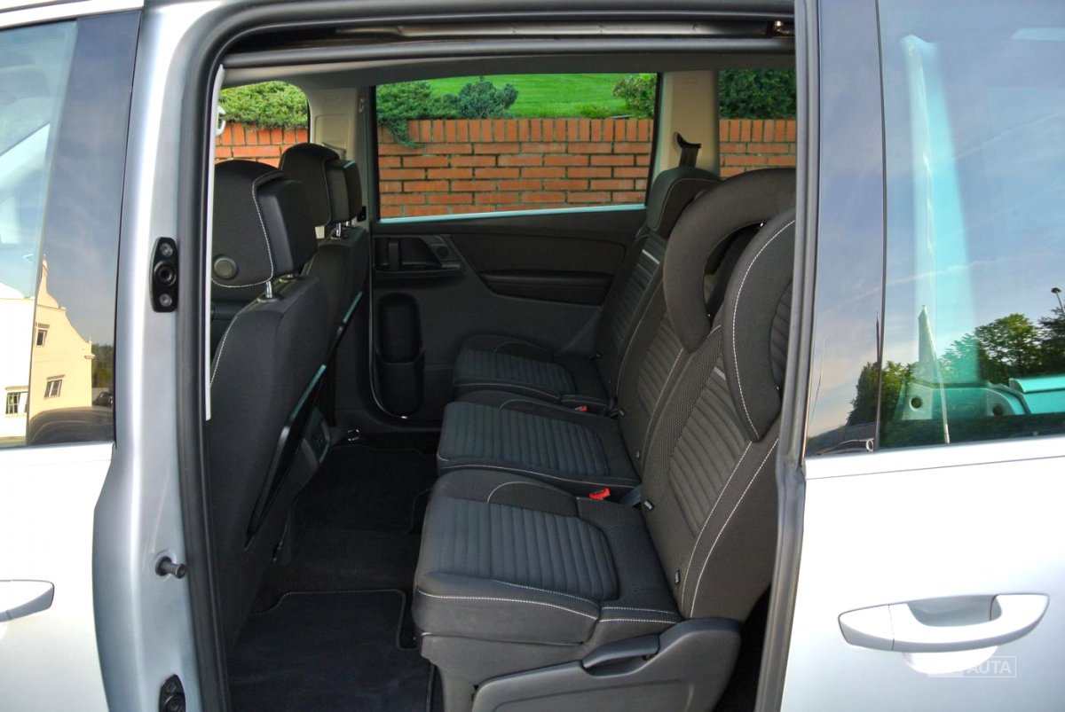 Volkswagen Sharan, 2015 - pohled č. 12
