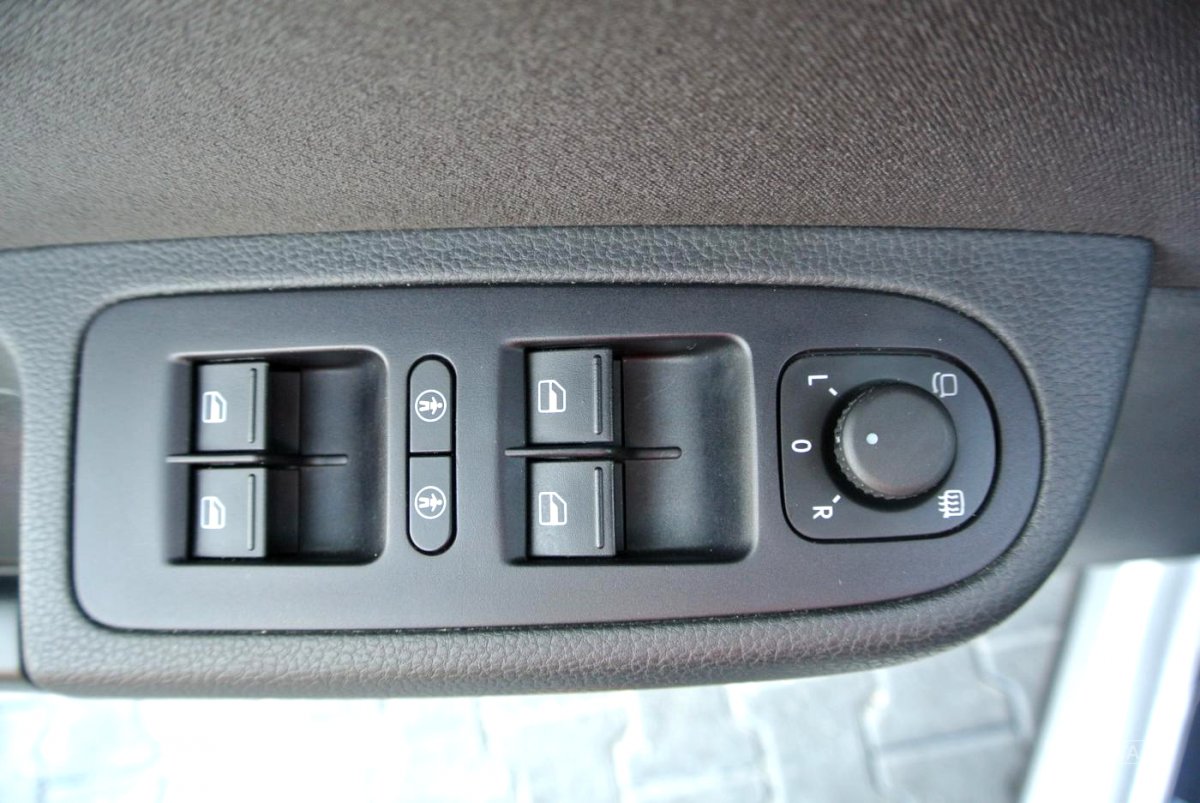 Volkswagen Sharan, 2015 - pohled č. 20