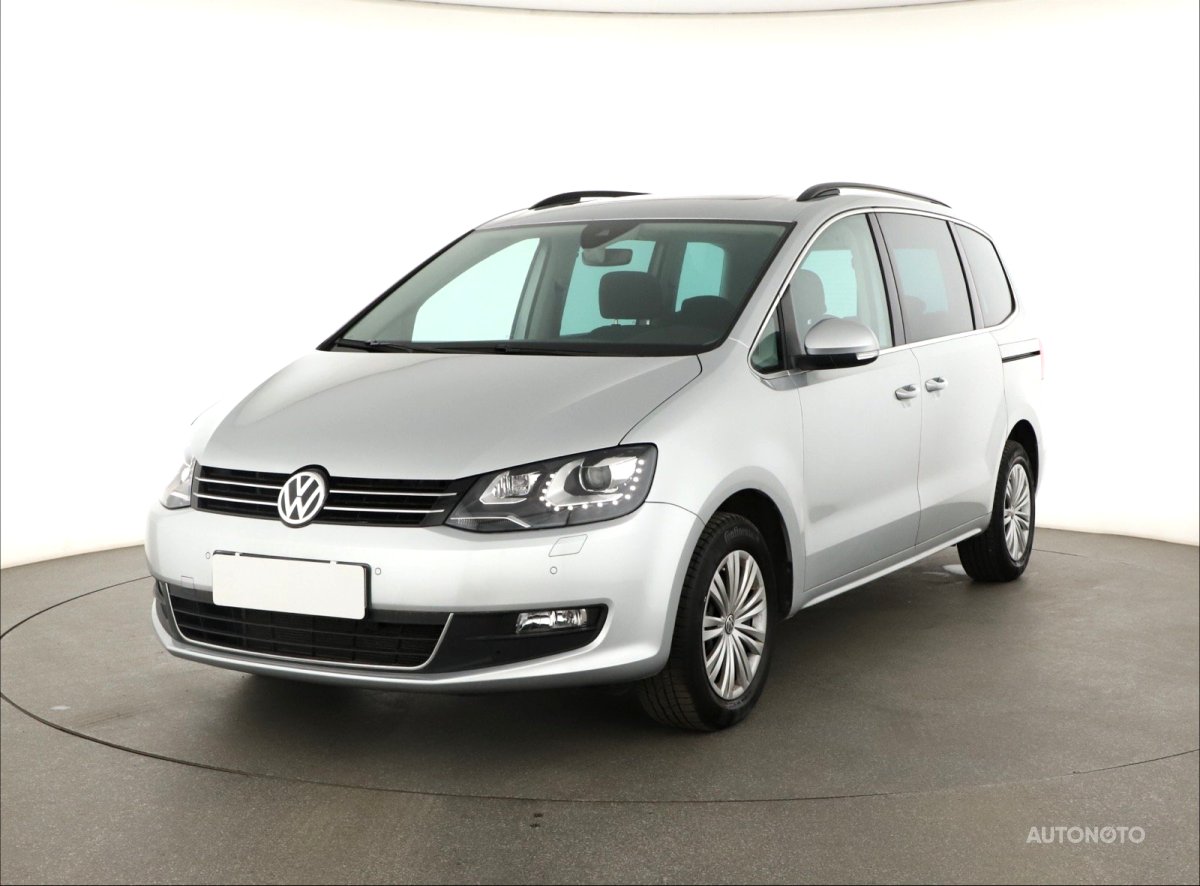 Volkswagen Sharan, 2022 - pohled č. 3