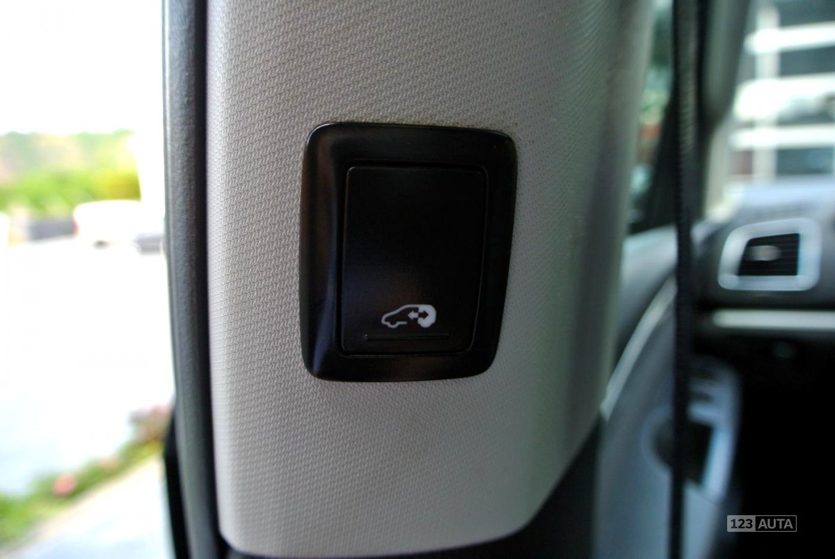 Volkswagen Sharan, 2013 - pohled č. 22