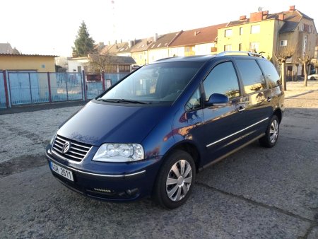 Volkswagen Sharan 2,0TDi 7Míst, Serviska