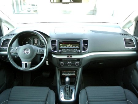 Volkswagen Sharan, 2015 - pohled č. 10