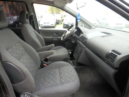 Volkswagen Sharan, 2002 - pohled č. 12