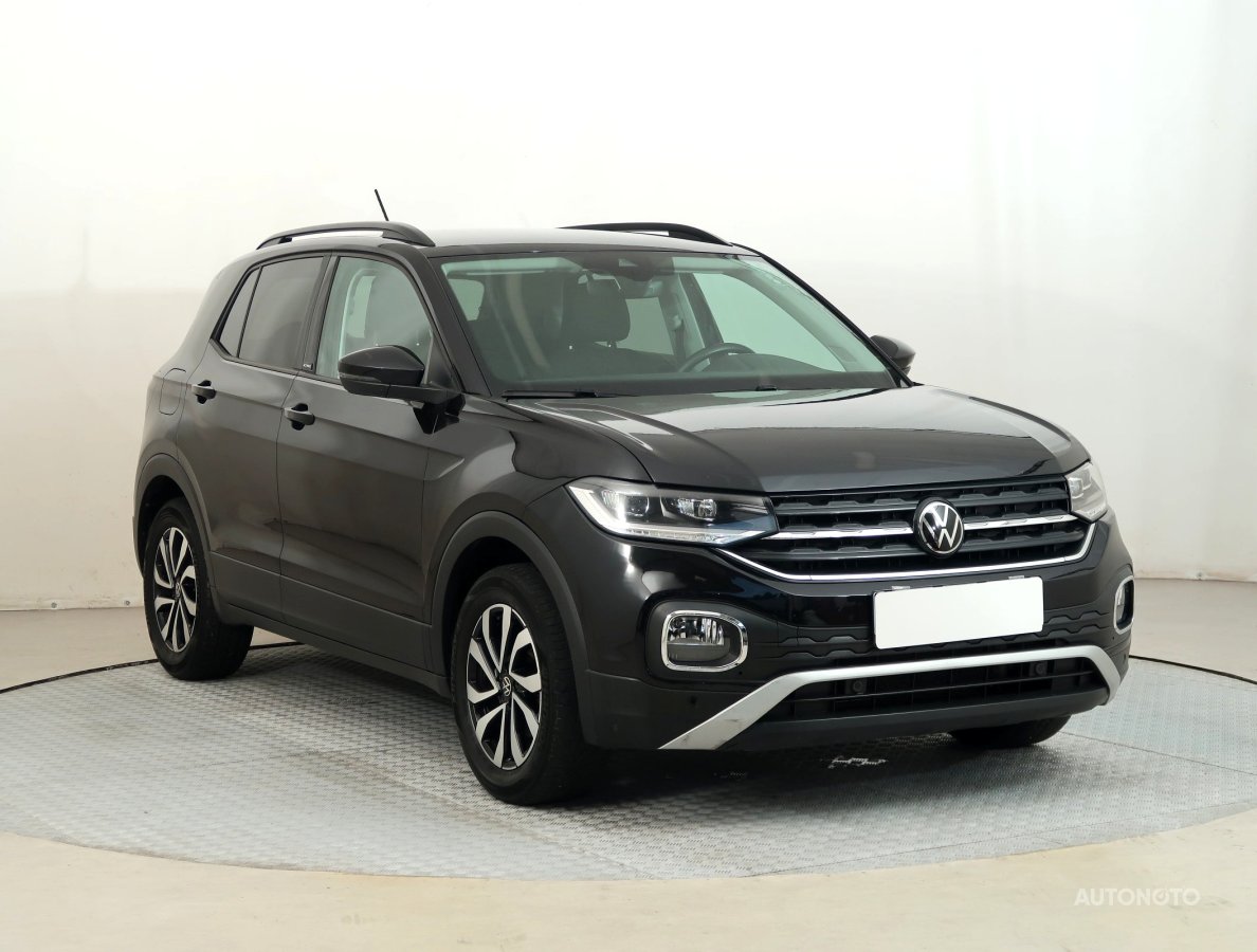 Volkswagen T-Cross, 2022 - celkový pohled