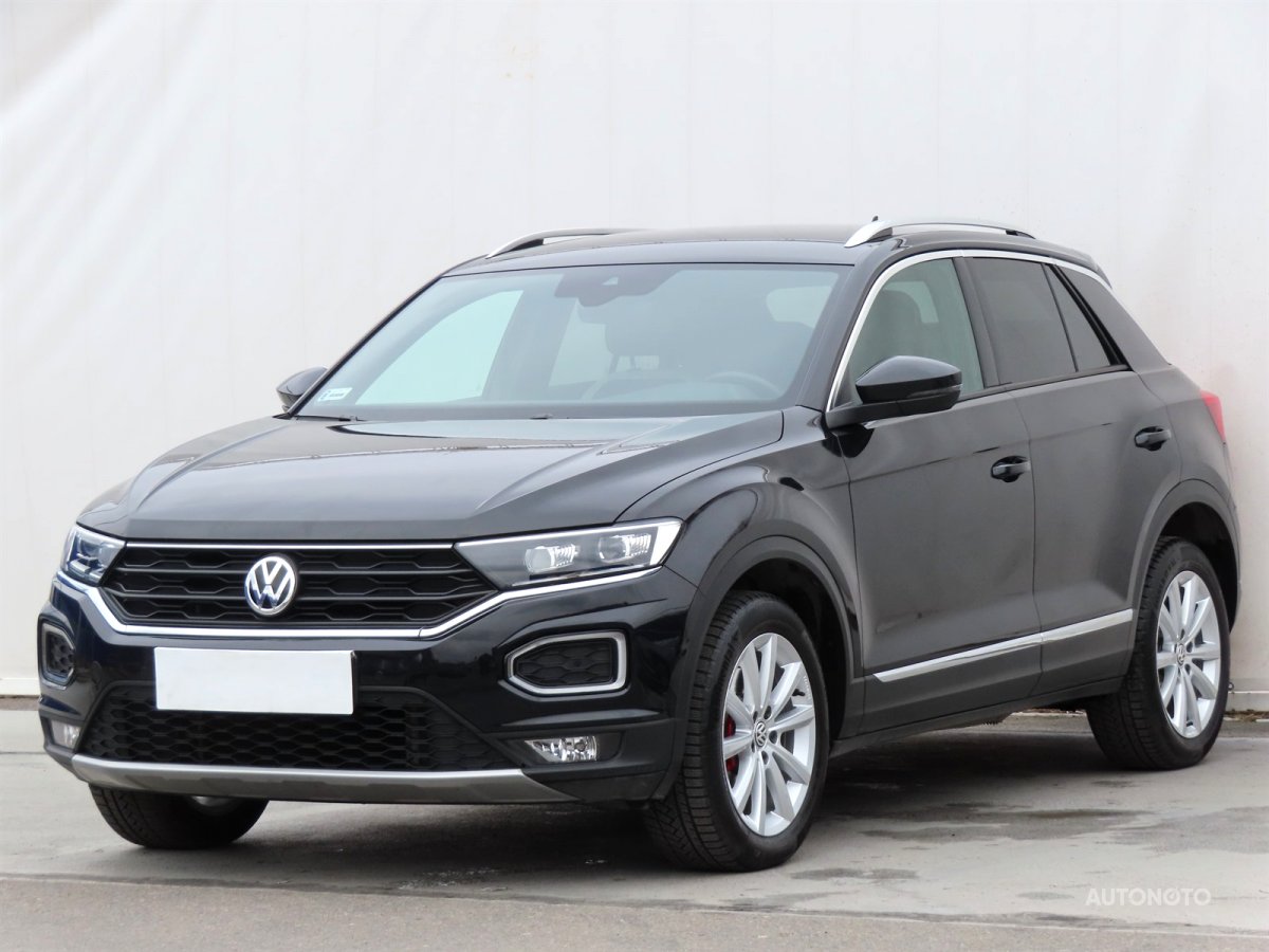 Volkswagen T-Roc, 2018 - pohled č. 3