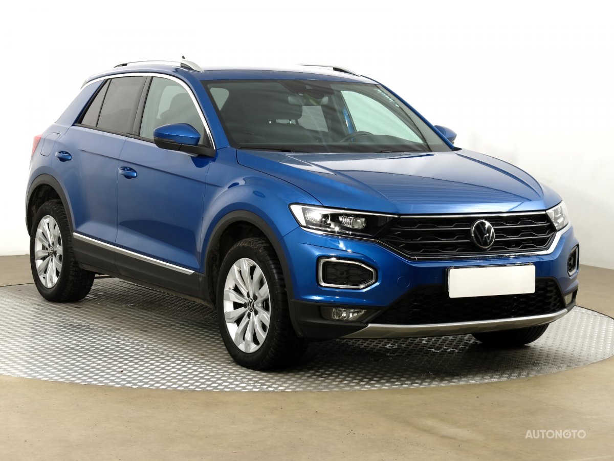 Volkswagen T-Roc, 2021 - celkový pohled