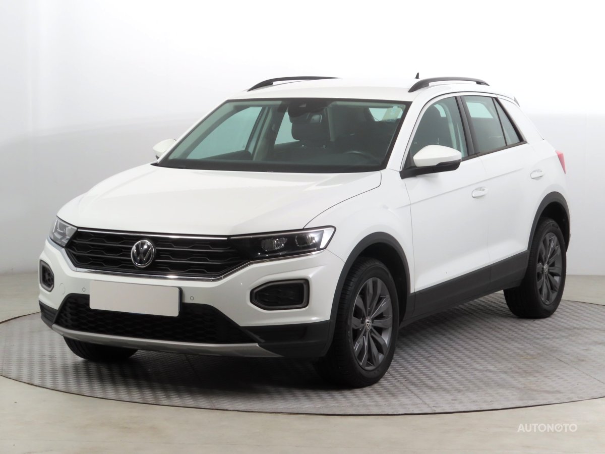 Volkswagen T-Roc, 2019 - pohled č. 3