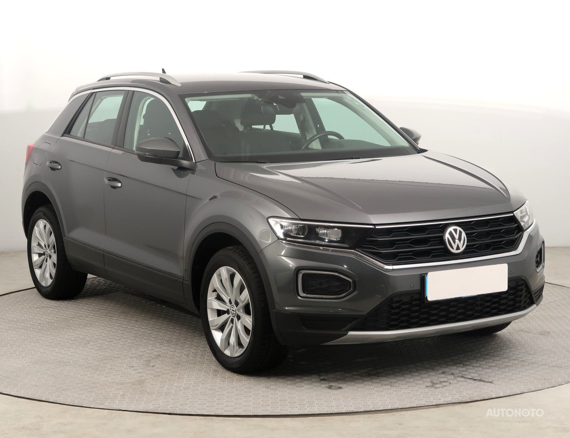 Volkswagen T-Roc, 2020 - celkový pohled