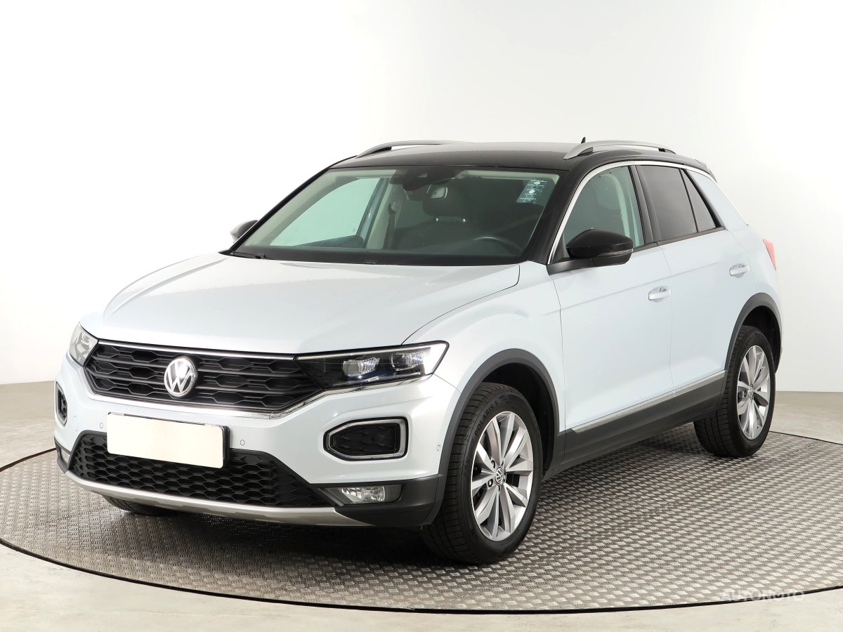 Volkswagen T-Roc, 2018 - pohled č. 3