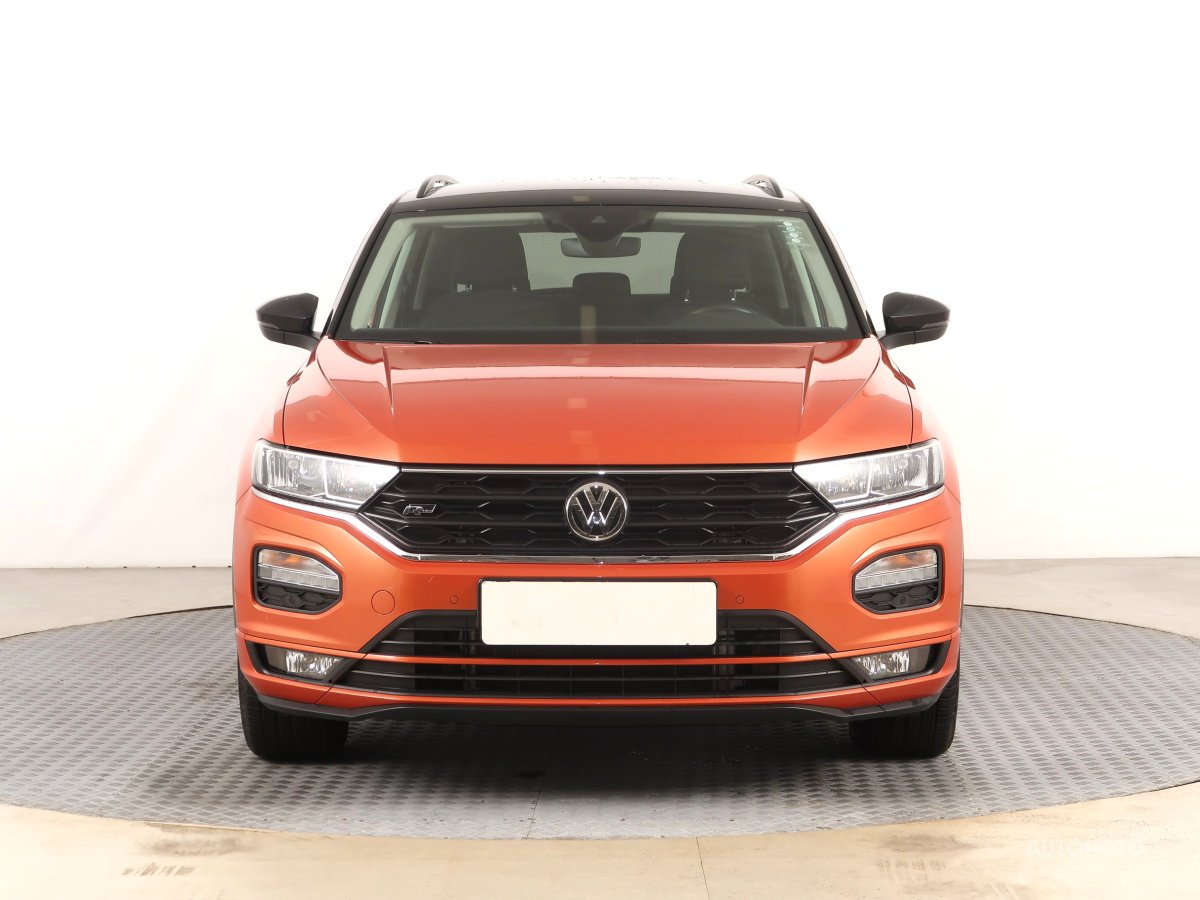 Volkswagen T-Roc, 2019 - pohled č. 2