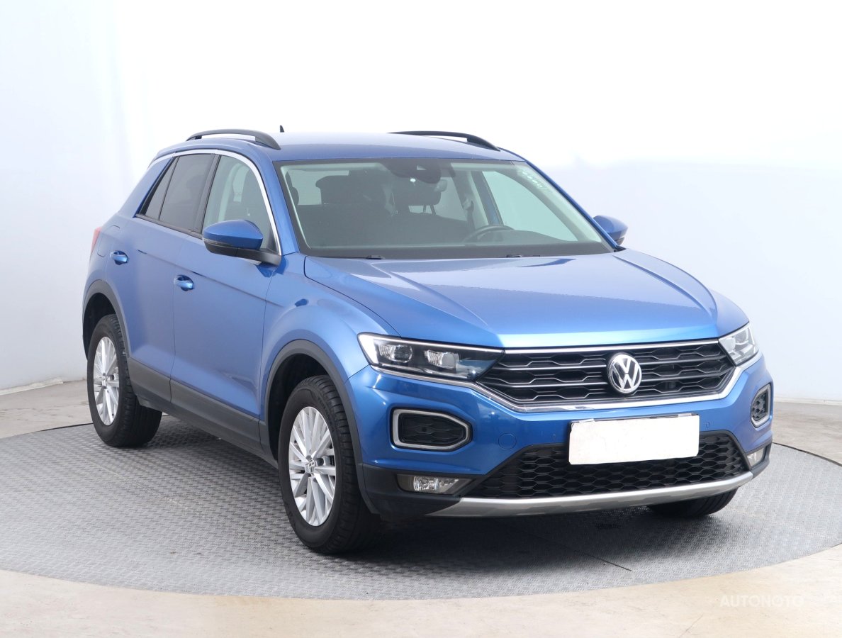 Volkswagen T-Roc, 2020 - celkový pohled