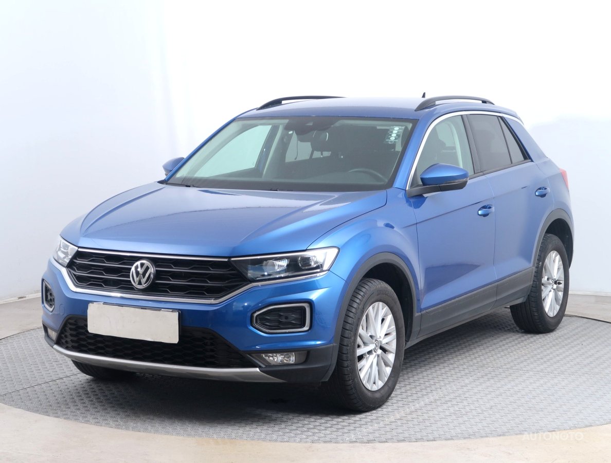 Volkswagen T-Roc, 2020 - pohled č. 3