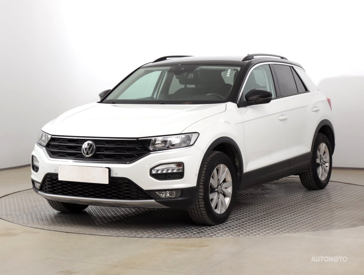 Volkswagen T-Roc, 2019 - pohled č. 3